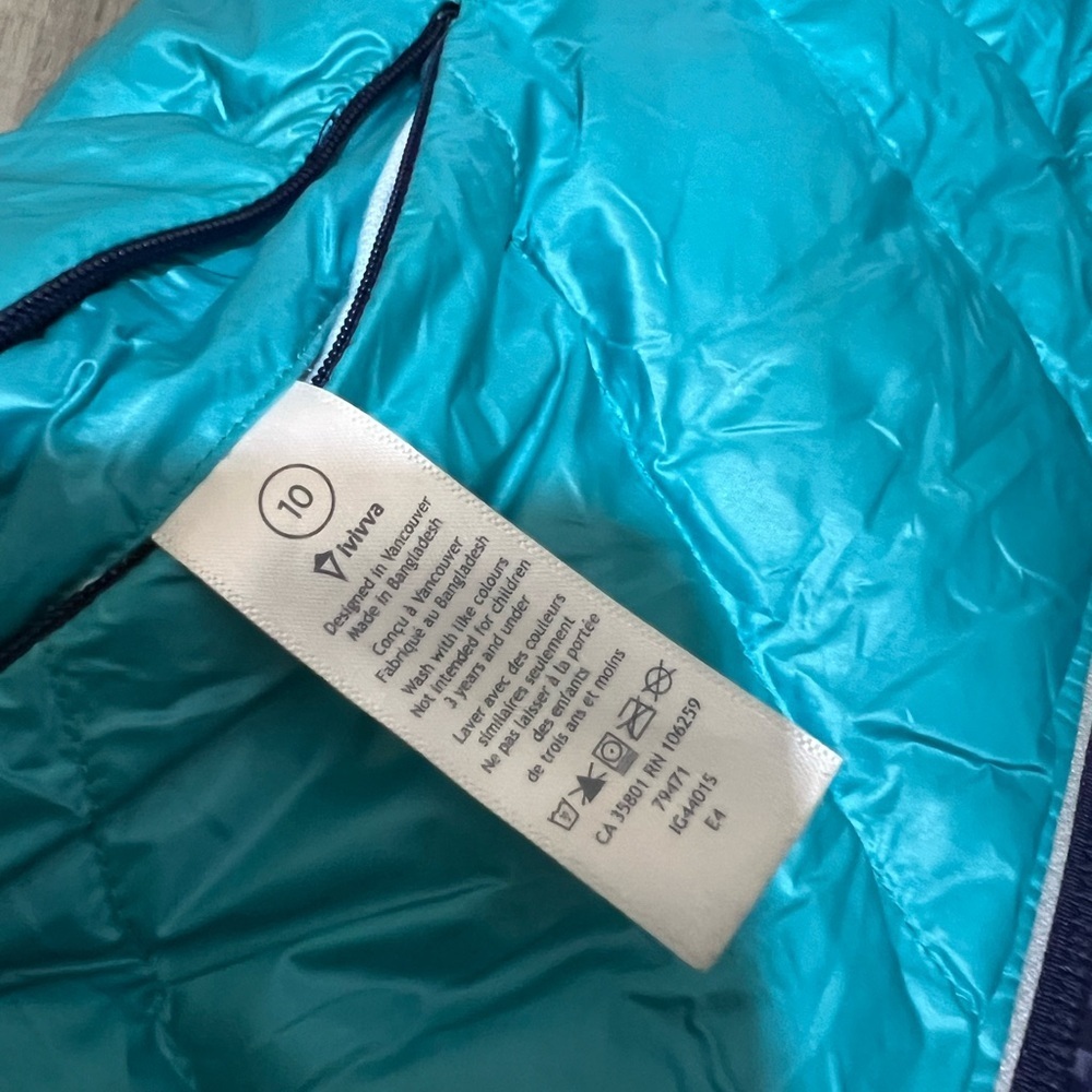 Ivivva goose down reversible vest size 10 - Picture 8 of 9